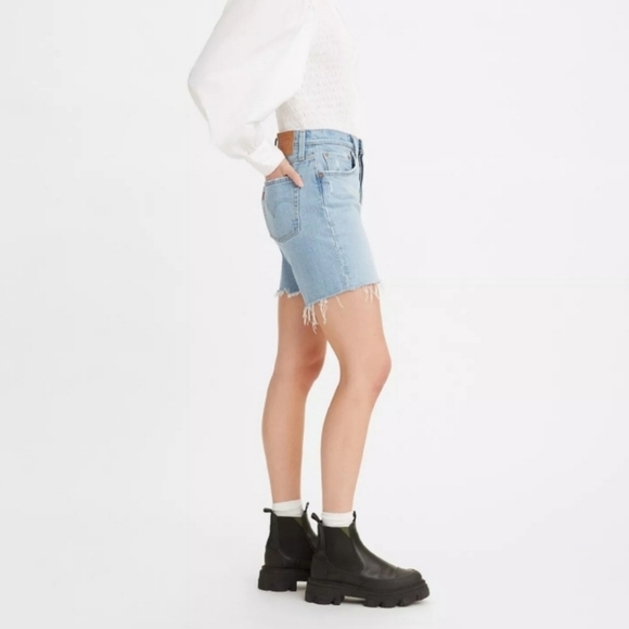 Levi's high rise easy through the hip mid thigh size 31 new with tags - Picture 3 of 5